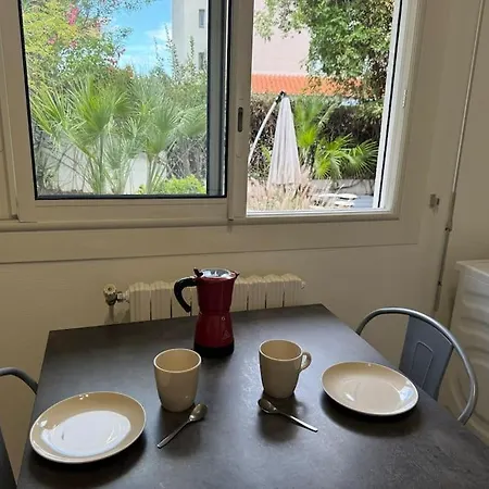 Le Jardin D'henri Апартаменты *