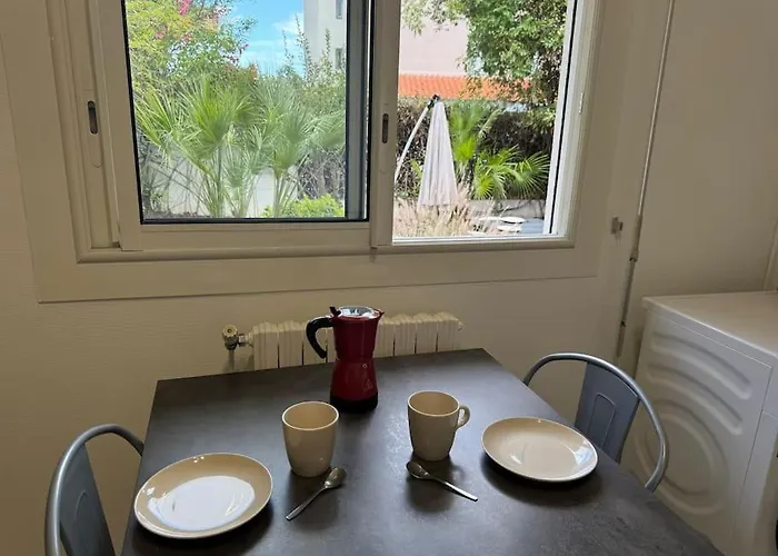 Le Jardin D'henri Appartement *